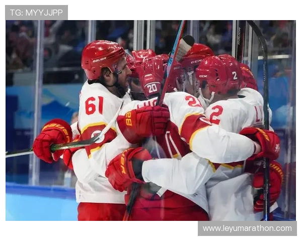 中国高山滑雪队首次组队出征 以汗水淬锋芒以雪板破征程