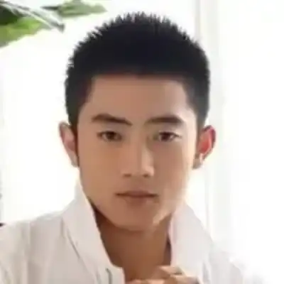 徐奕辰